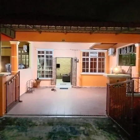 Aruwda Homestay Ipoh Exterior photo